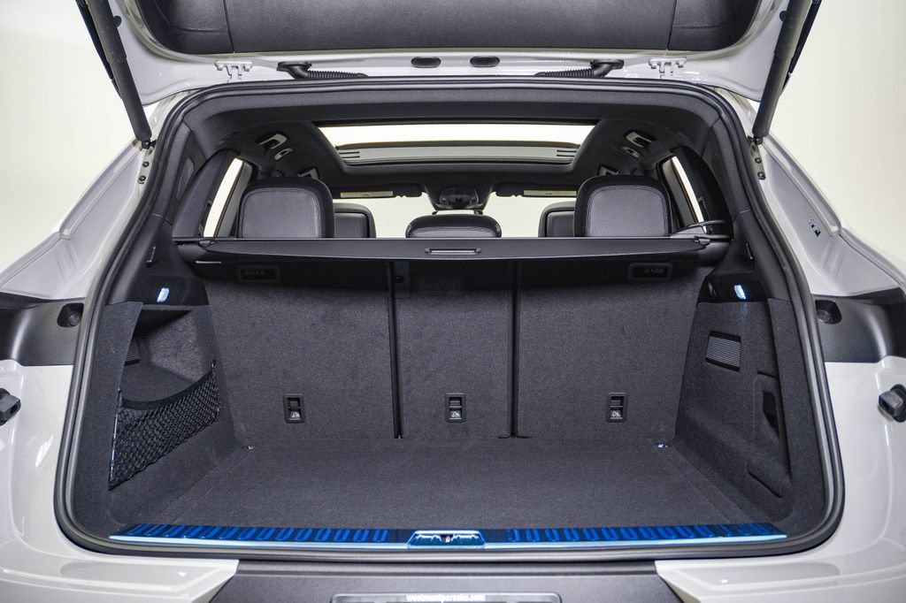 New 2026 Porsche Cayenne AWD/4WD image 28