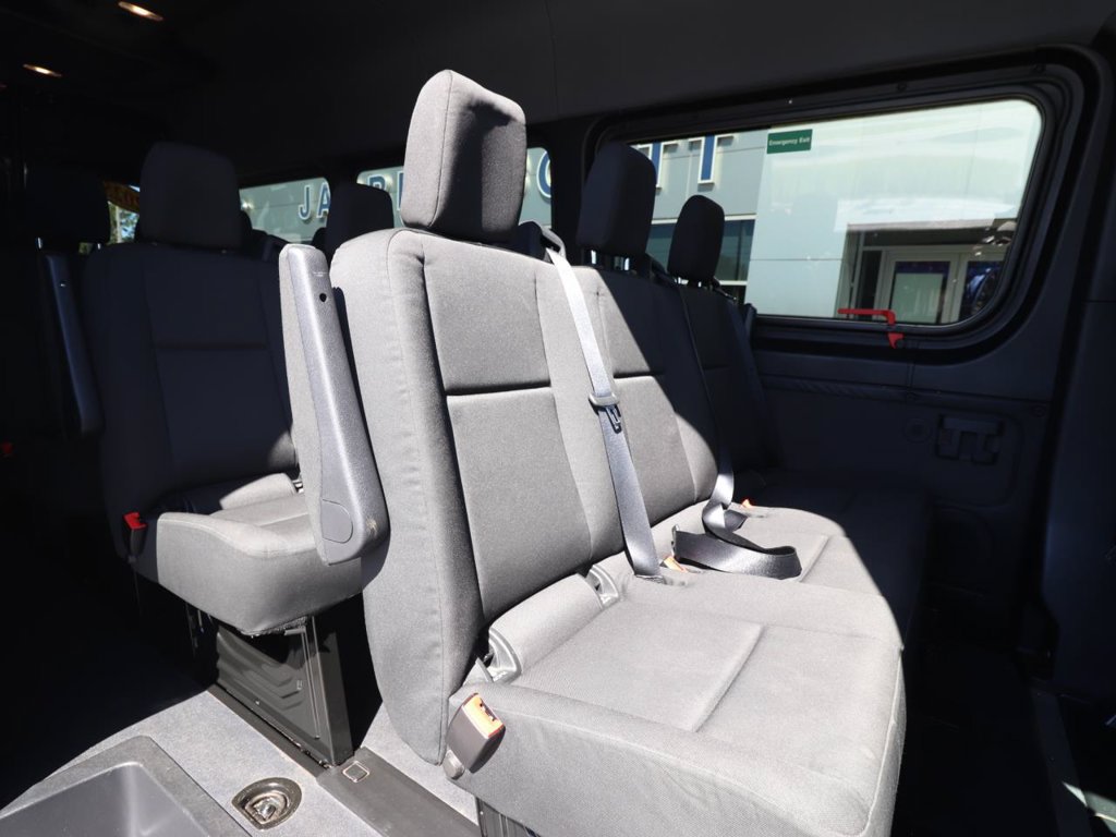 Used 2025 Mercedes-Benz Sprinter 2500 image 16