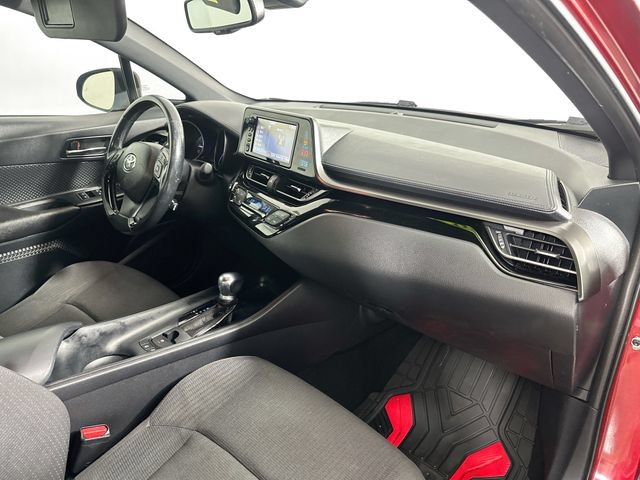 Used 2018 Toyota C-HR XLE FWD image 25