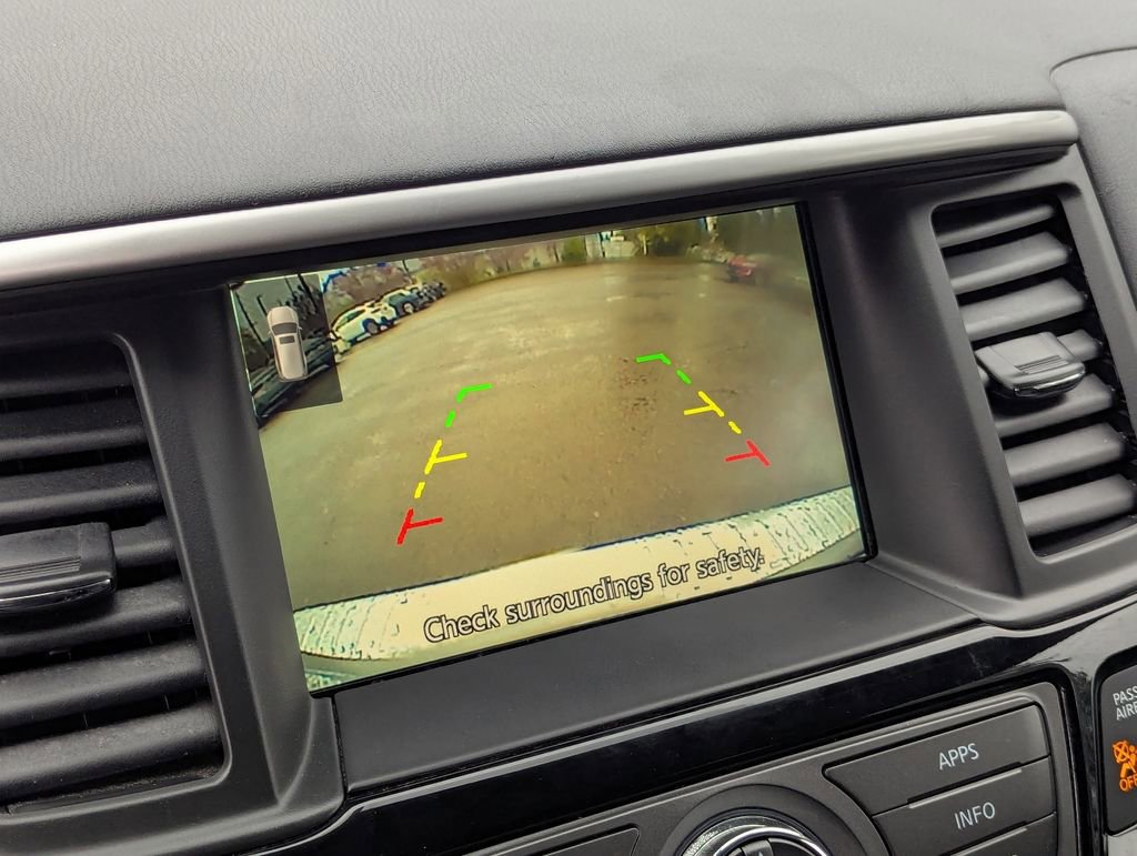 Used 2020 Nissan Pathfinder S AWD/4WD image 18