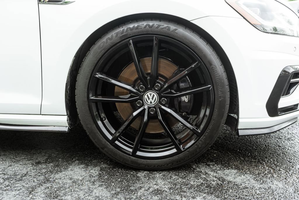 Used 2019 Volkswagen Golf R 4-Door AWD/4WD image 5