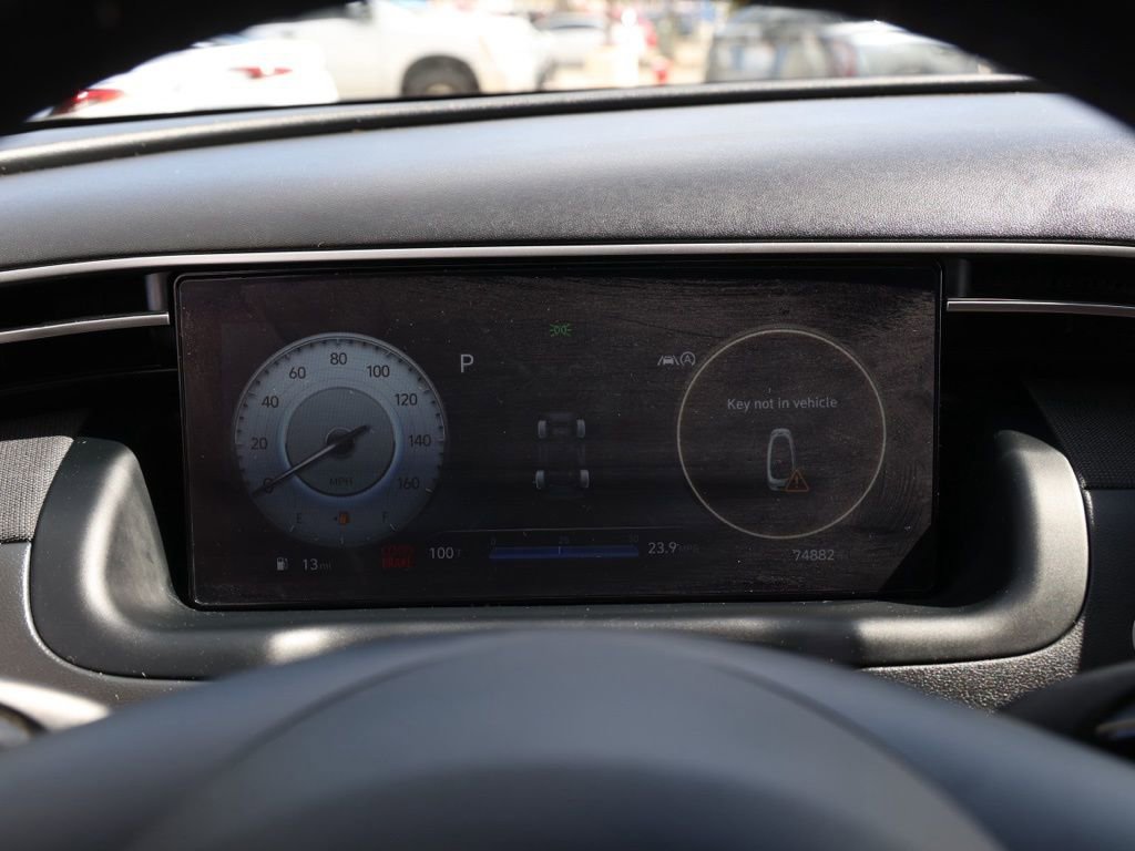 Used 2024 Hyundai Tucson Limited image 28
