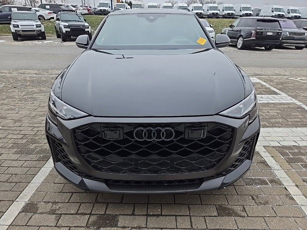 Used 2025 Audi RS Q8 performance image 2