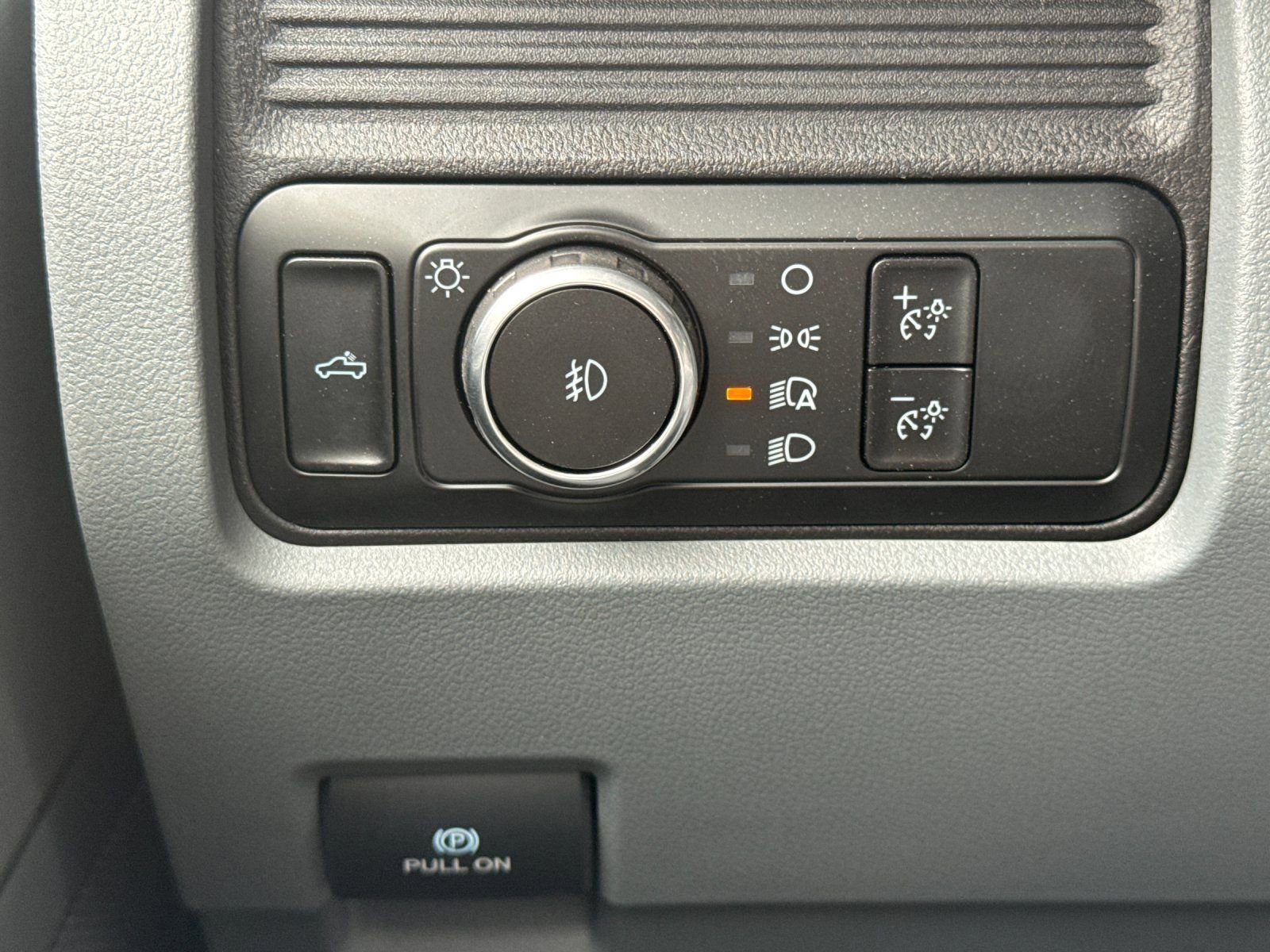 New 2024 Ford F550 4x4 Regular Cab Super Duty image 25