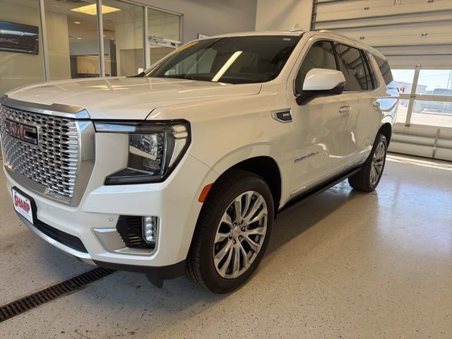 Used 2023 GMC Yukon Denali AWD/4WD image 6