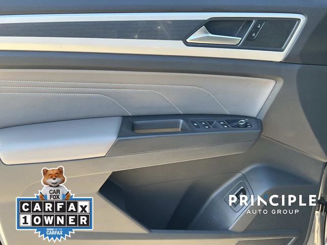 Used 2022 Volkswagen Atlas SEL R-Line AWD/4WD image 13