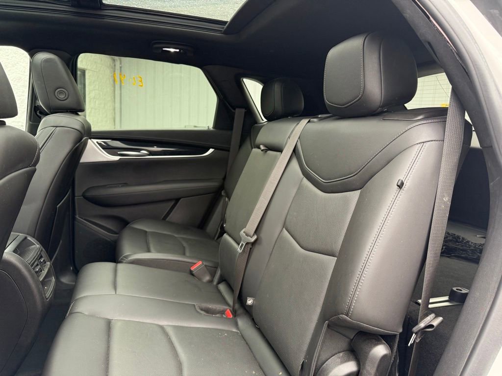 Used 2024 Cadillac XT5 Premium Luxury image 14