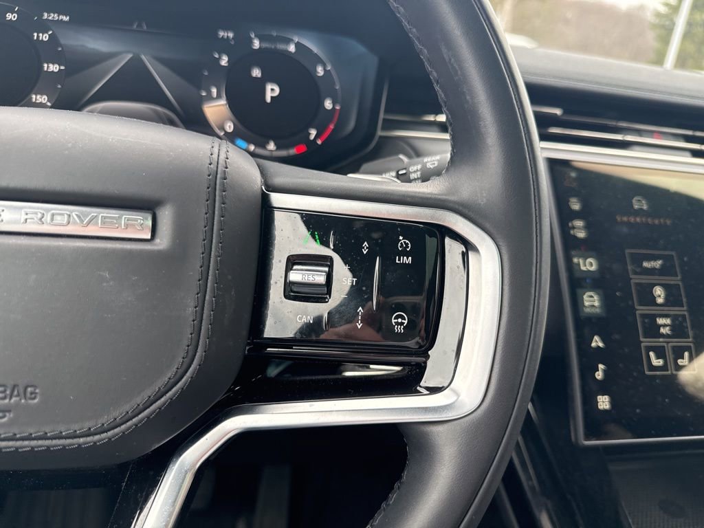 Used 2025 Land Rover Range Rover Sport SE image 14