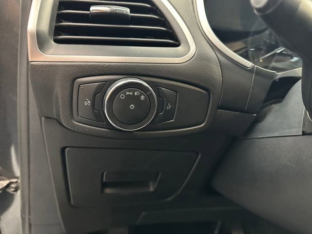 Used 2015 Ford Edge SEL w/ Equipment Group 201A AWD/4WD image 21