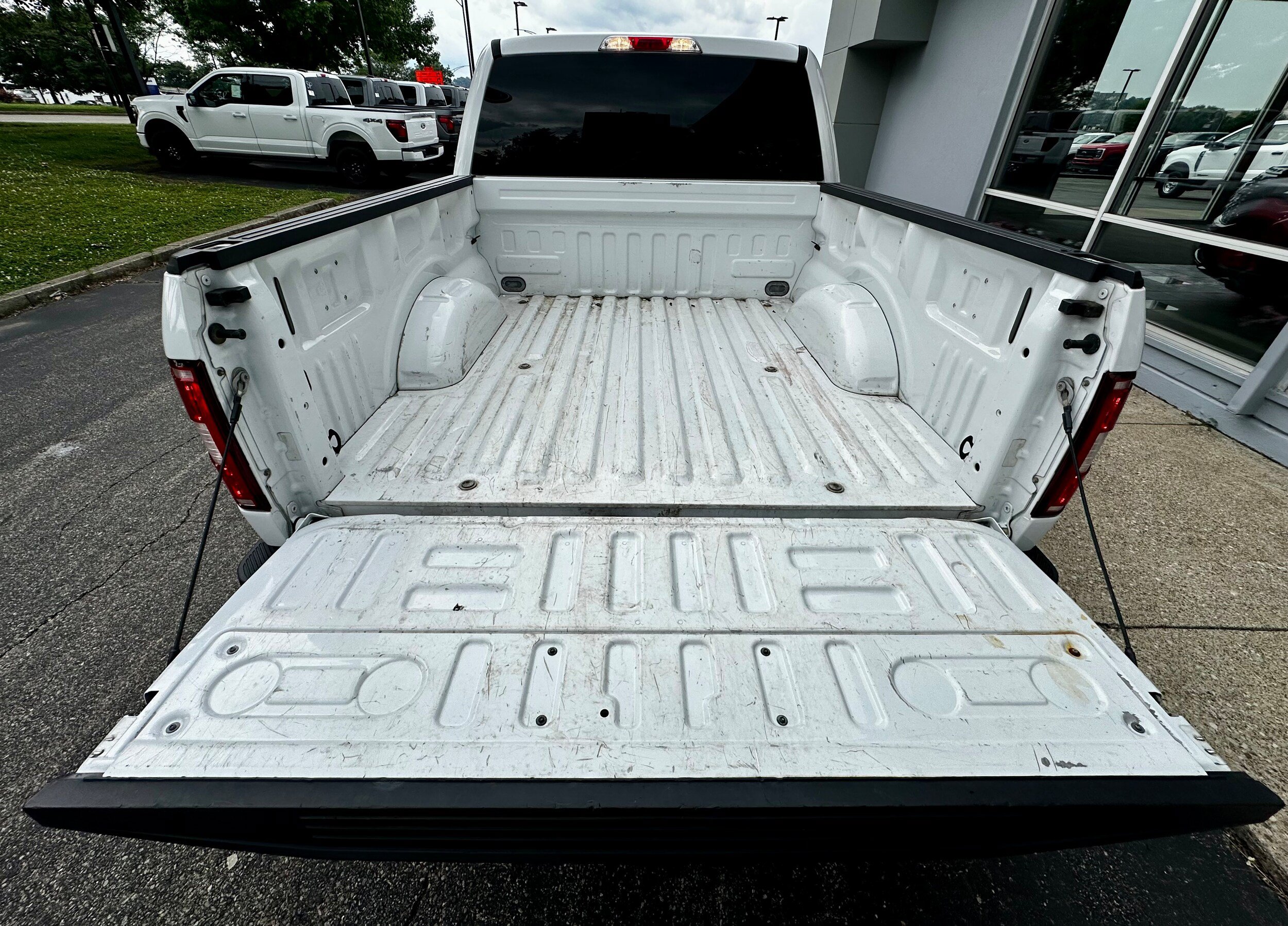 Used 2018 Ford F150 XLT AWD/4WD image 7