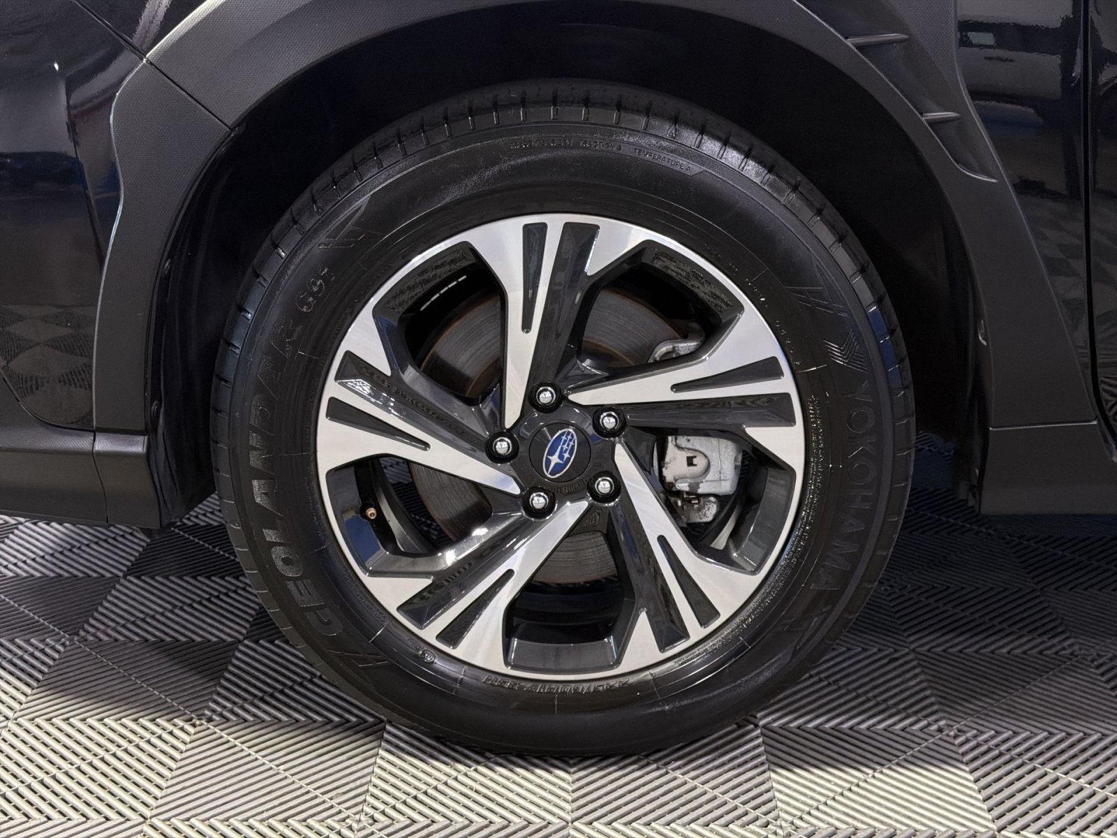 Used 2025 Subaru Crosstrek 2.5i Premium AWD/4WD image 15