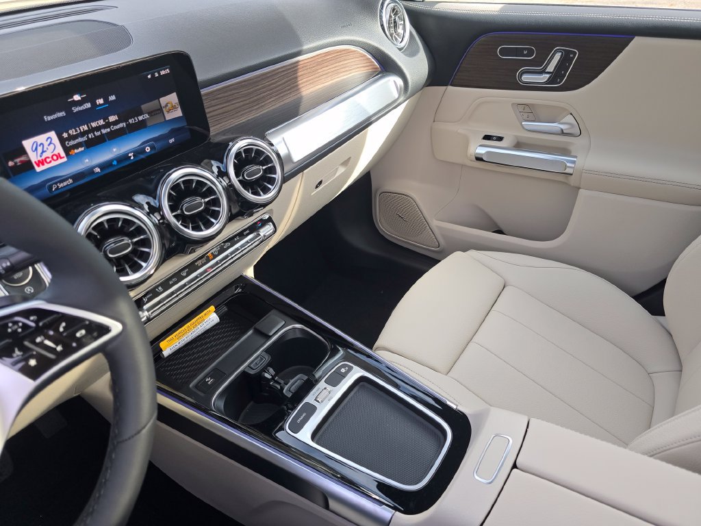 New 2026 Mercedes-Benz GLB 250 4MATIC image 30
