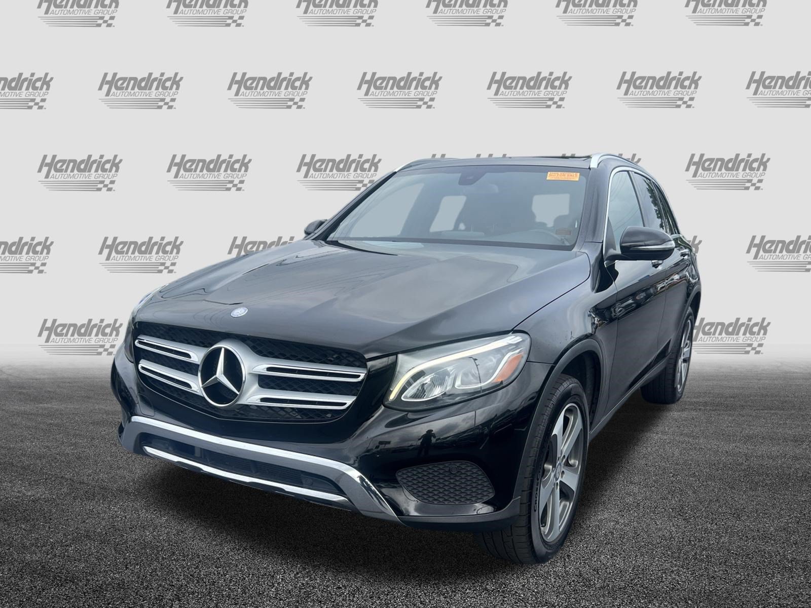 Used 2017 Mercedes-Benz GLC 300 4MATIC image 5