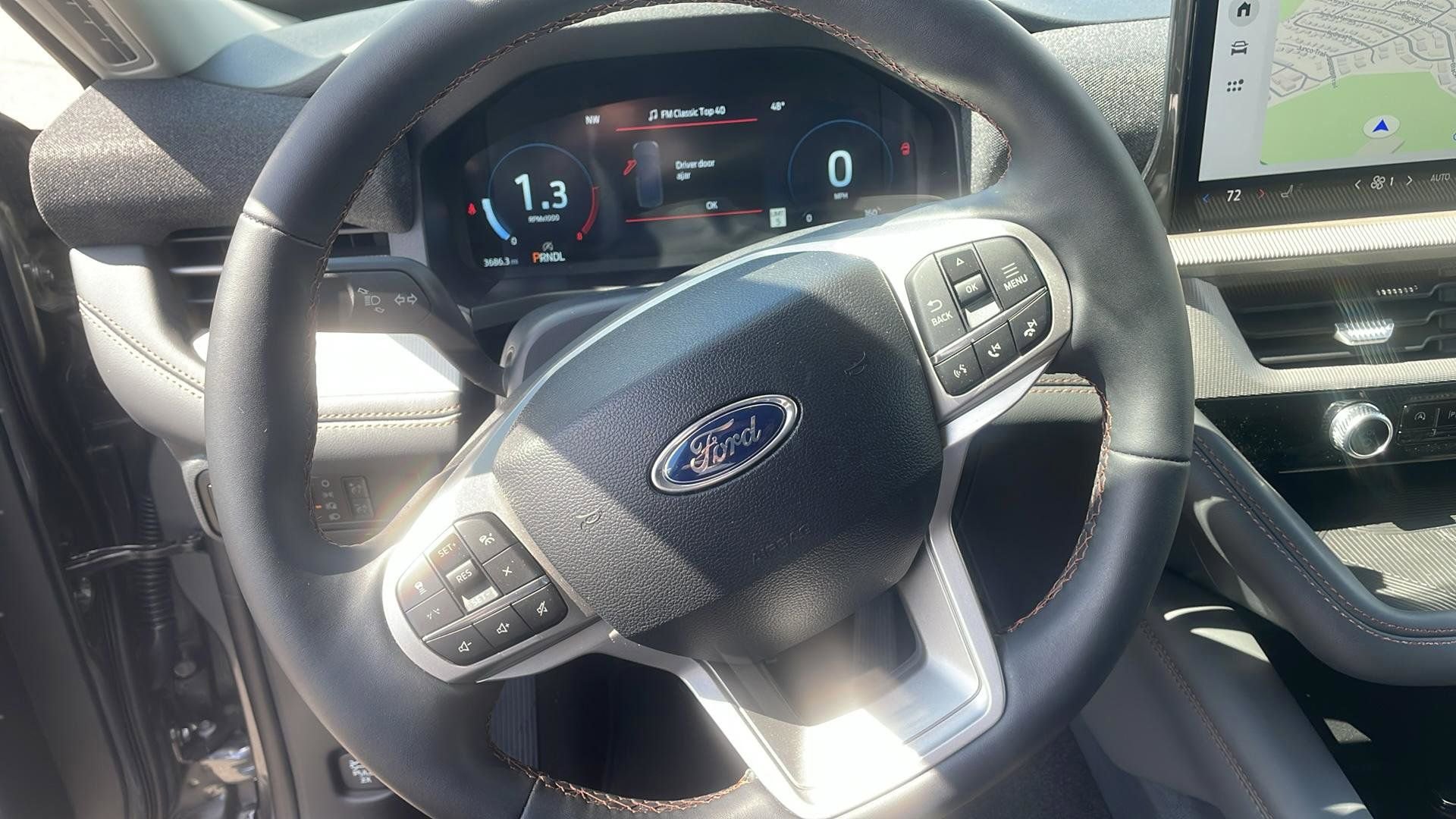 Used 2025 Ford Explorer Active image 14