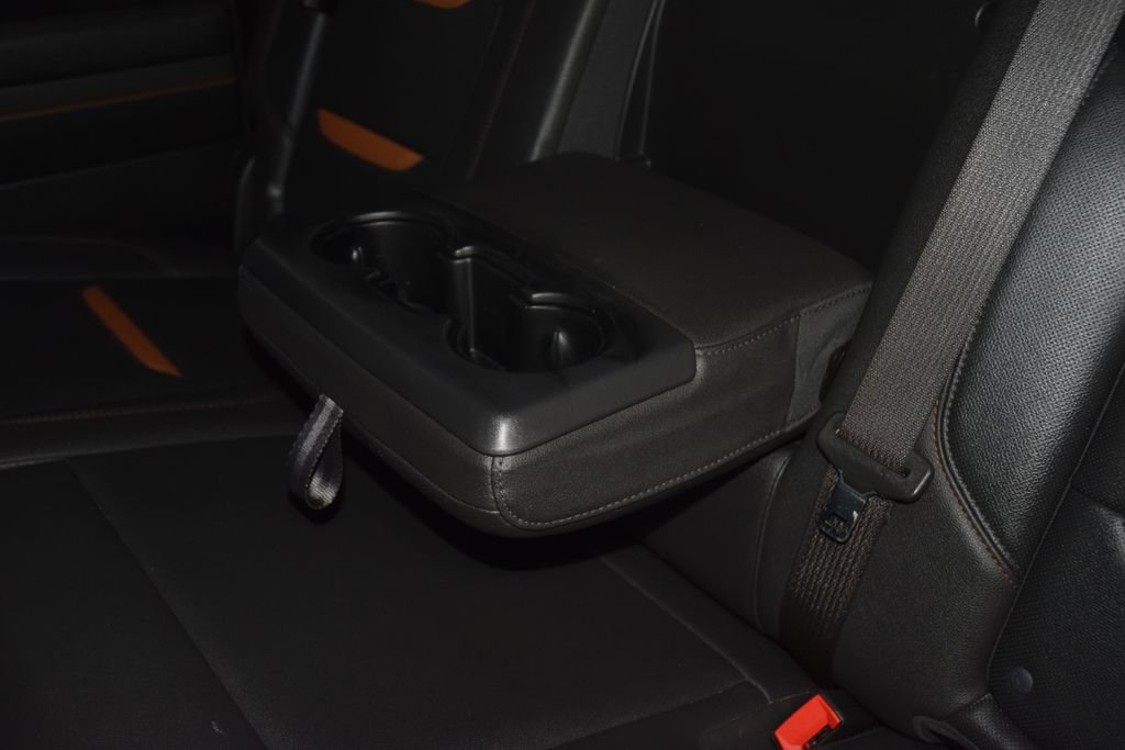 Used 2023 GMC Sierra 1500 AT4 w/ Technology Package AWD/4WD image 46