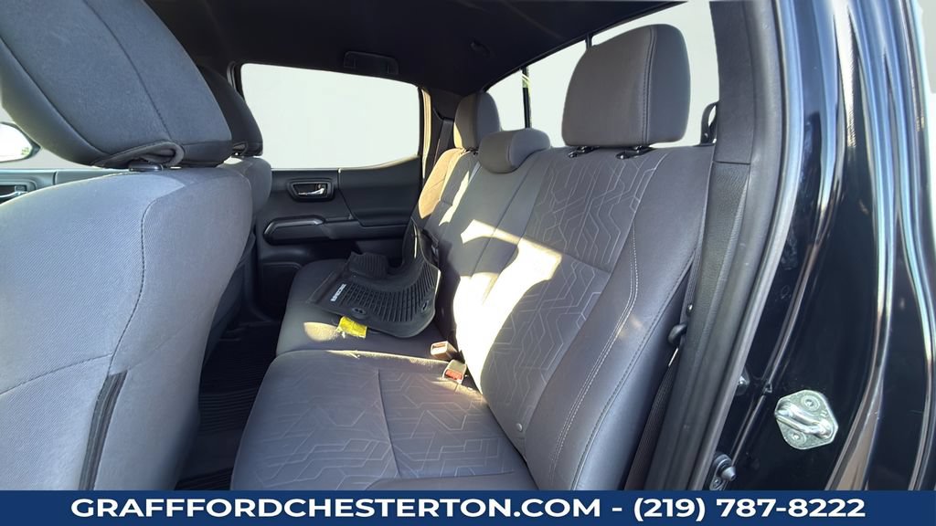 Used 2019 Toyota Tacoma TRD Sport AWD/4WD image 24