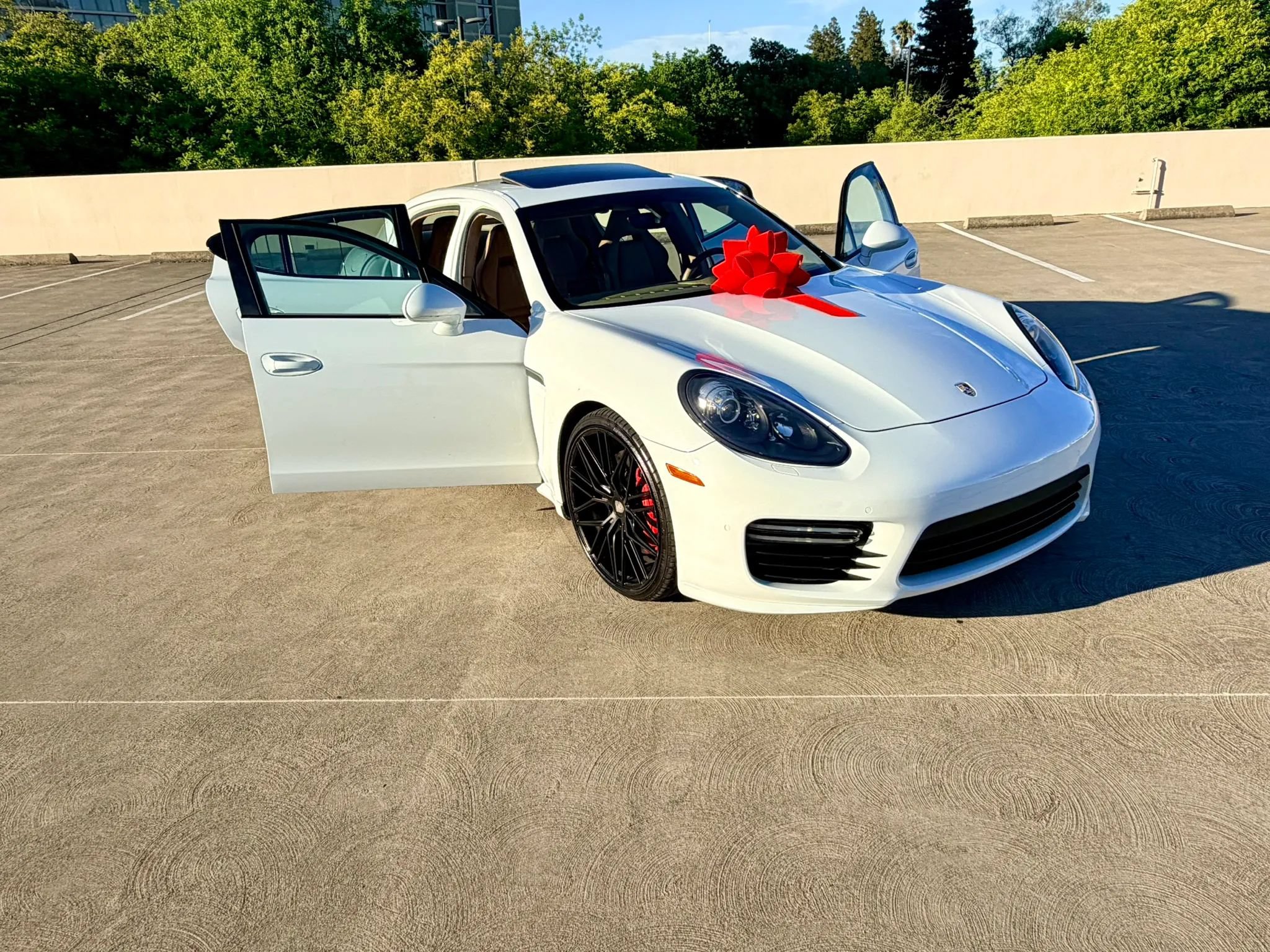 Used 2015 Porsche Panamera GTS AWD/4WD image 75