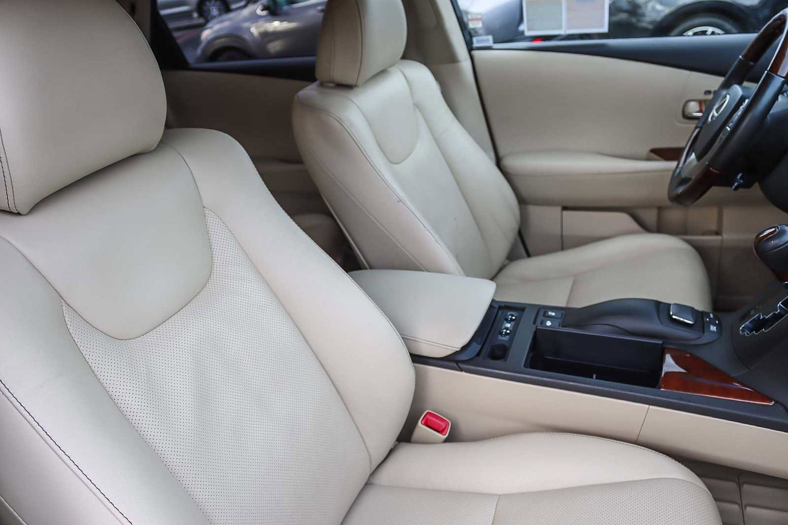 Used 2013 Lexus RX 450h AWD image 16