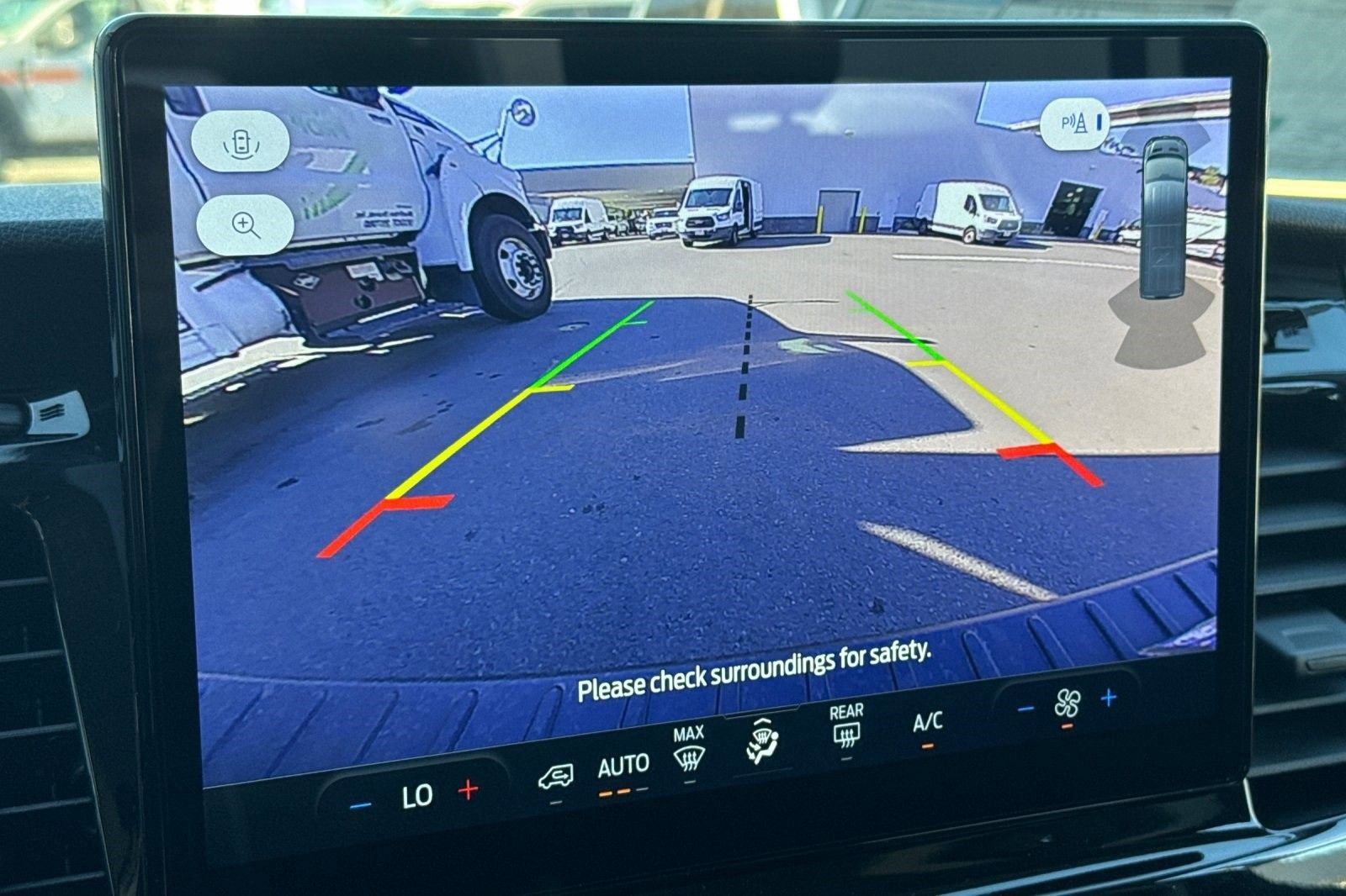 Used 2024 Ford Transit 350 XLT image 20