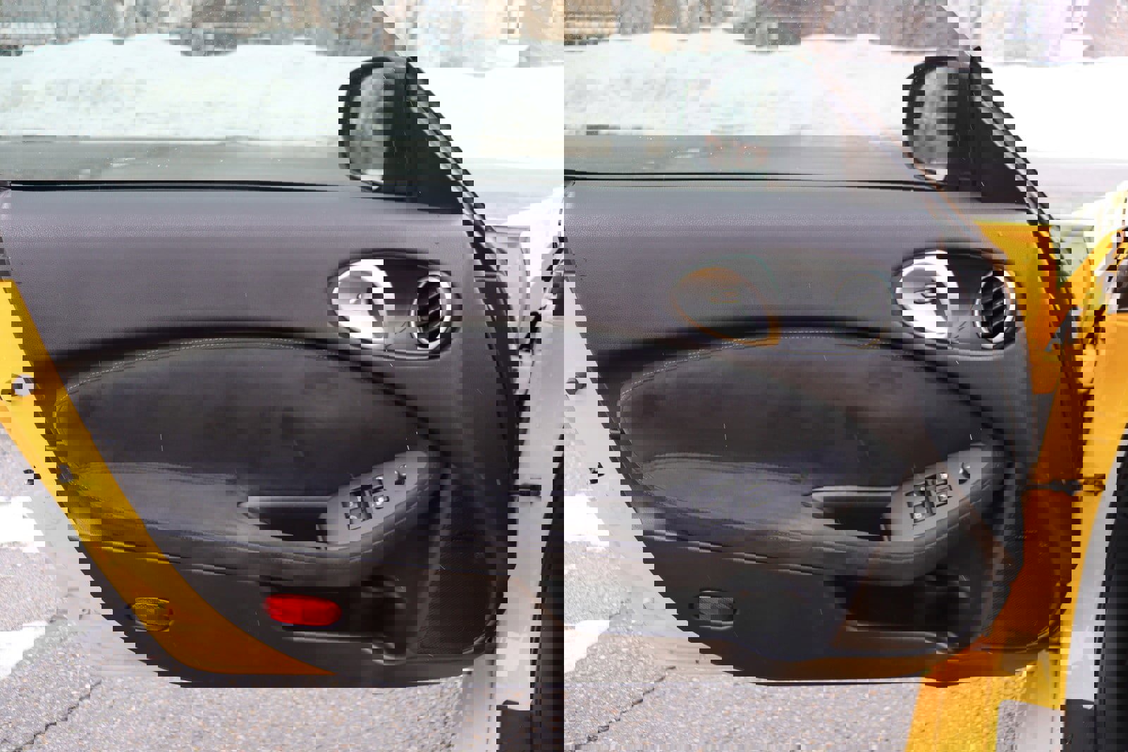 Used 2009 Nissan 370Z Touring w/ Sport Pkg image 17