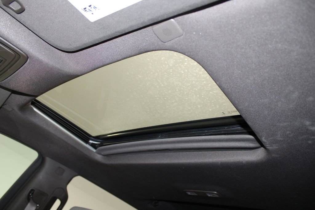 Used 2020 GMC Sierra 1500 SLT w/ SLT Premium Package image 58