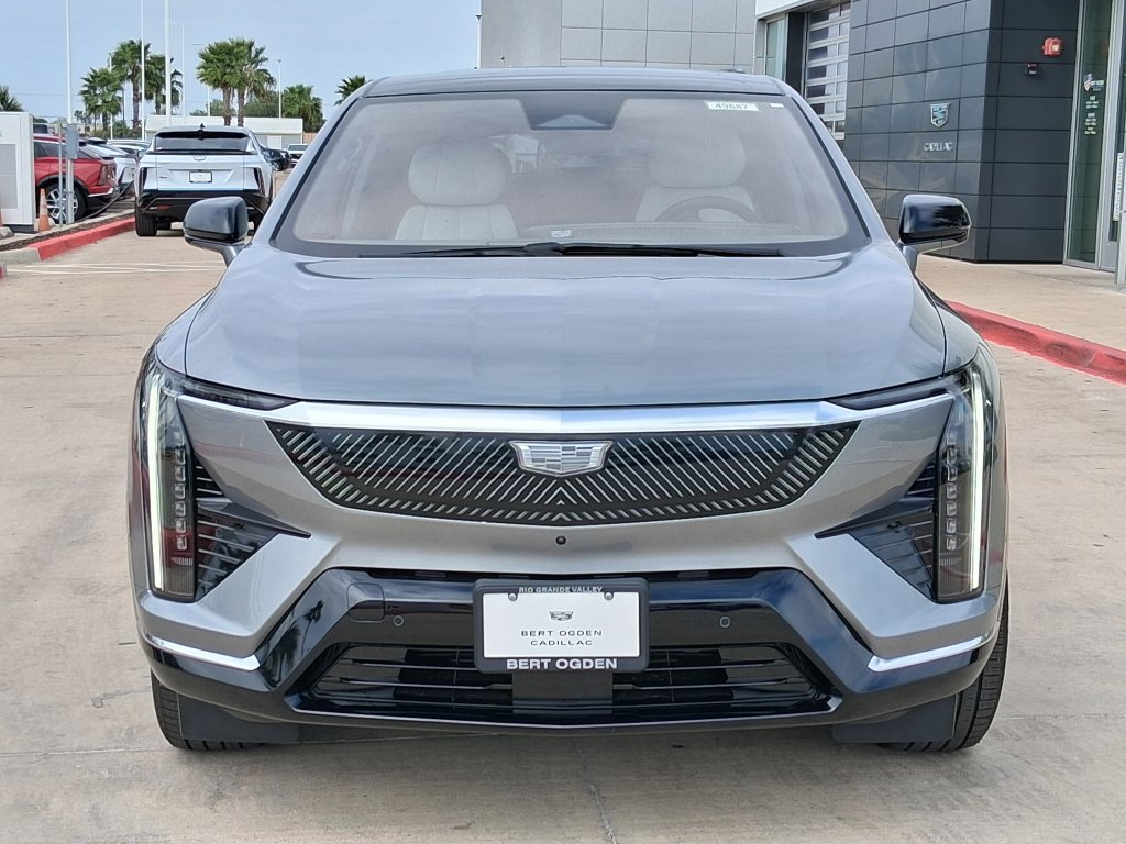 New 2027 Cadillac Optiq Luxury RWD image 2