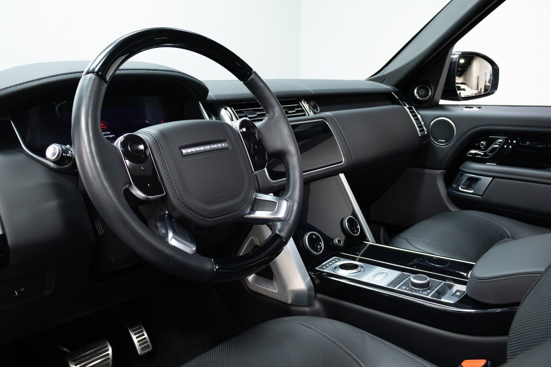 Used 2021 Land Rover Range Rover Westminster Edition image 8