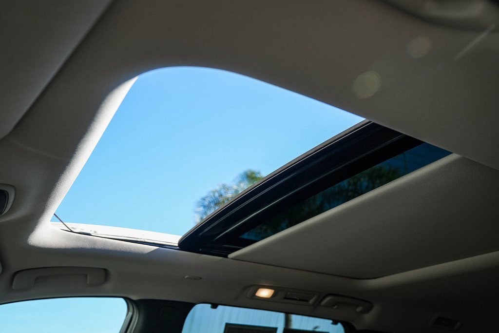 Certified 2025 INFINITI QX60 Luxe w/ Vision Package image 24