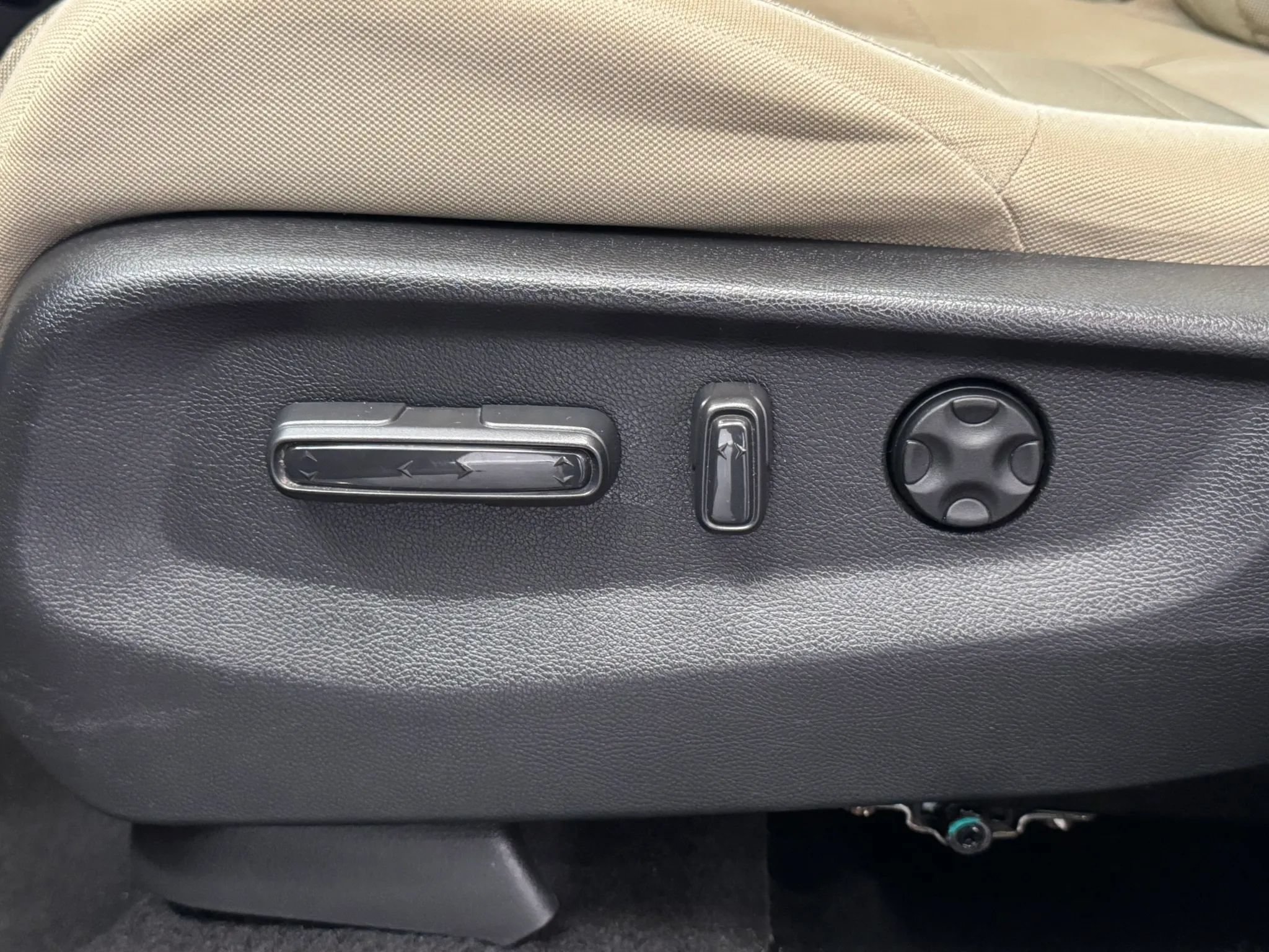 Used 2019 Honda CR-V EX image 19