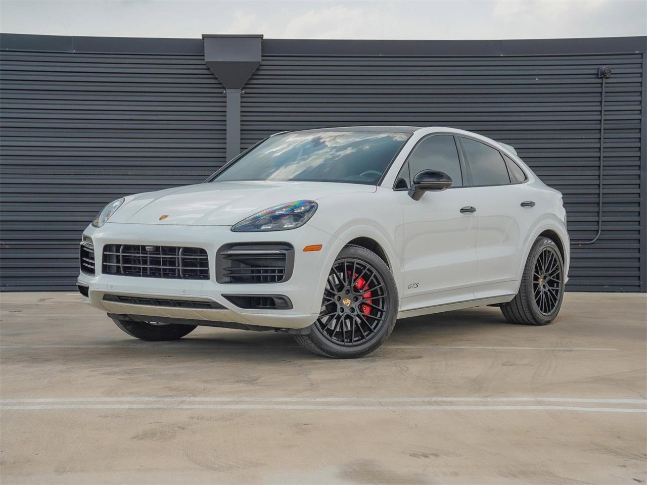 Certified 2023 Porsche Cayenne GTS image 1