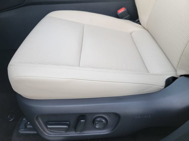 Used 2026 Toyota RAV4 Limited AWD/4WD image 17