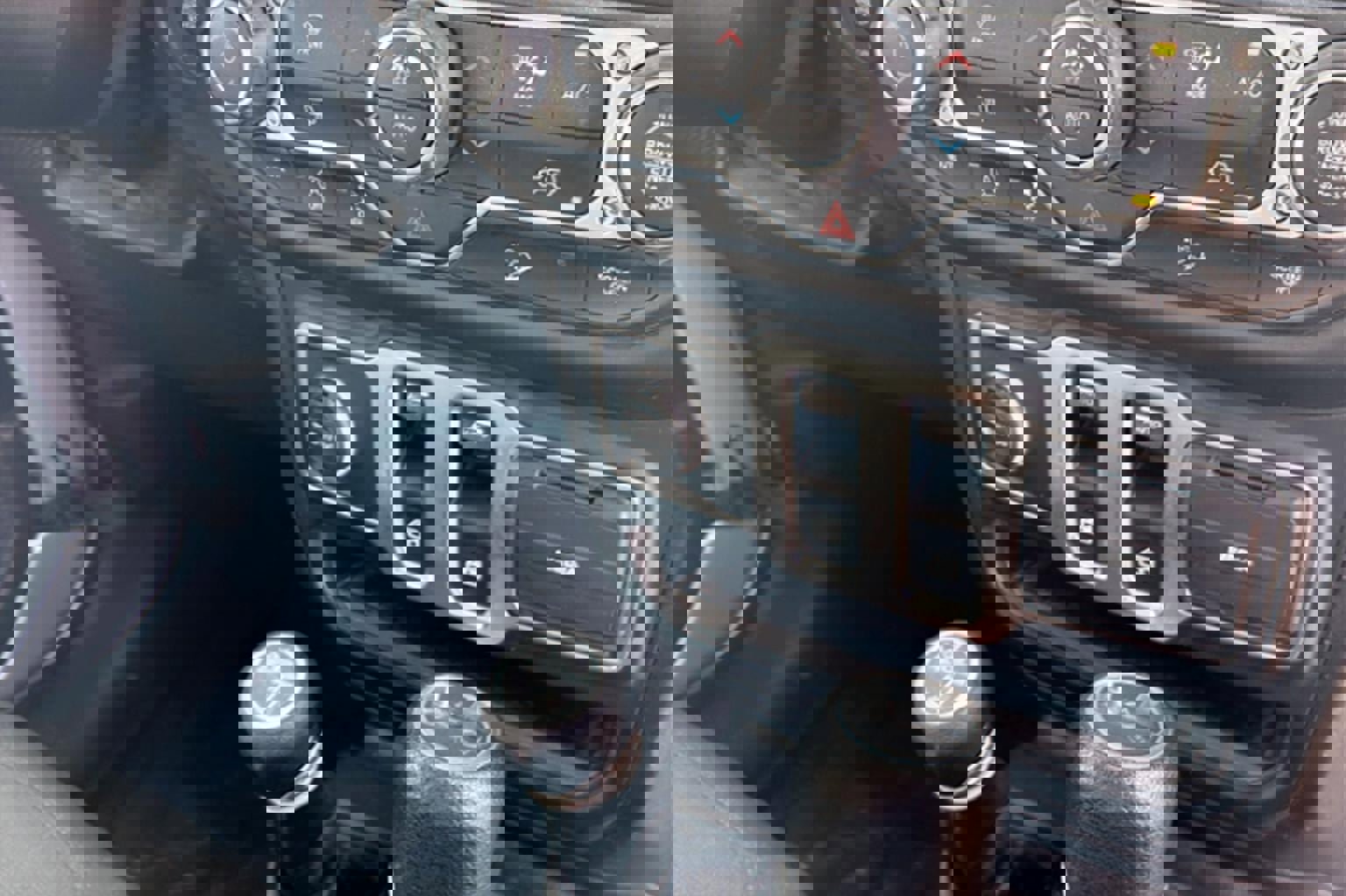 Used 2019 Jeep Wrangler Sport image 21