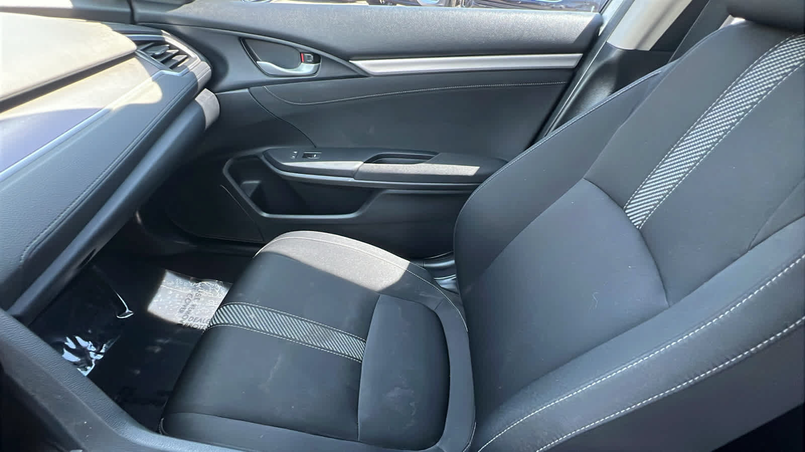 Used 2018 Honda Civic EX-T image 12