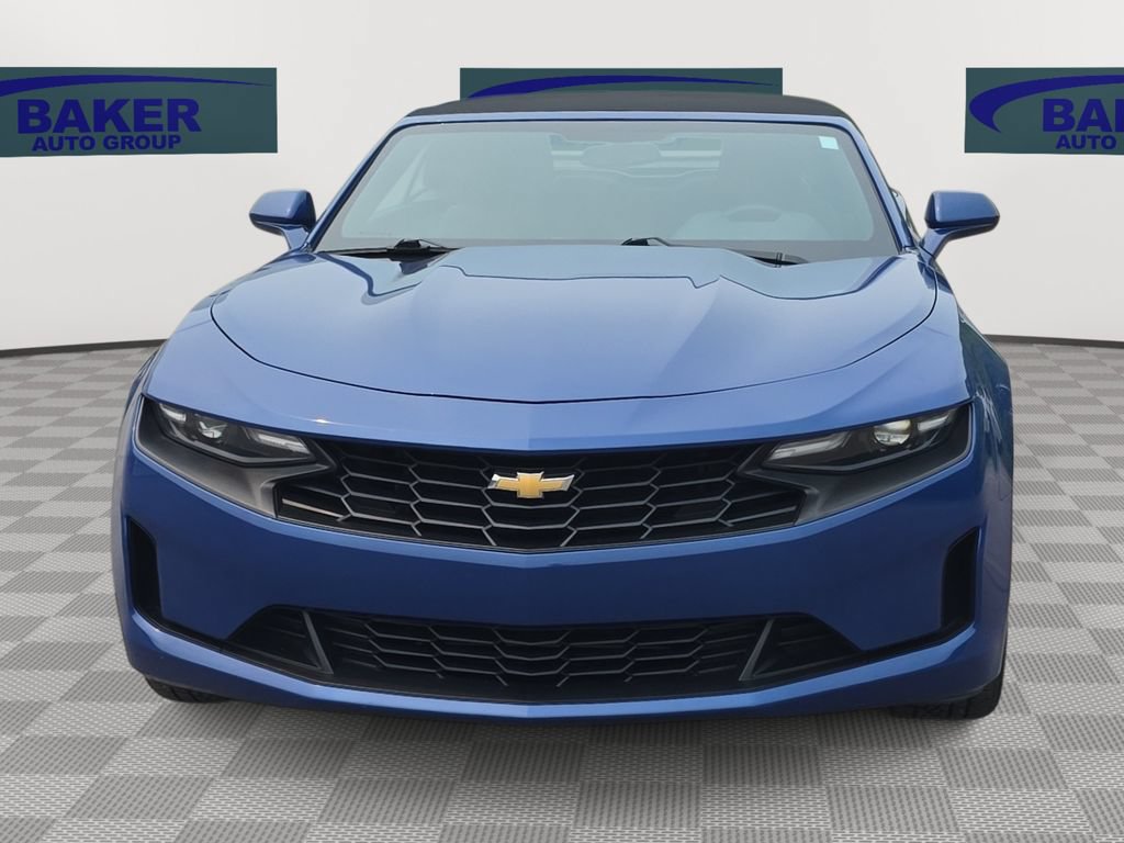 Used 2021 Chevrolet Camaro LT RWD image 2