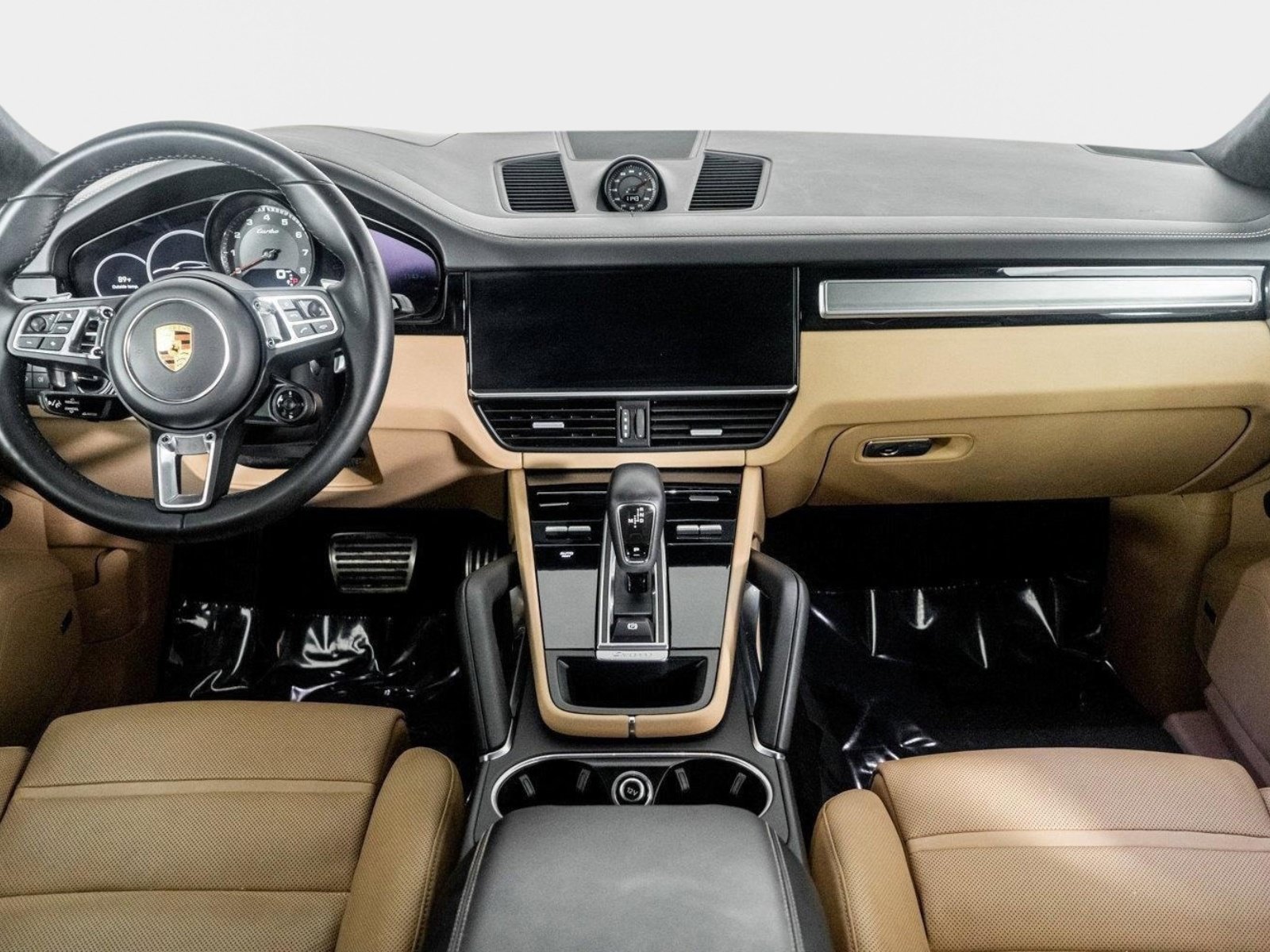 Used 2023 Porsche Cayenne Turbo w/ Premium Package Plus (PI3) AWD/4WD image 38