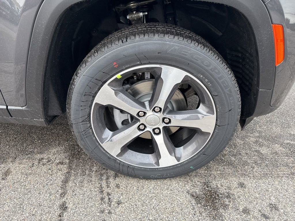 New 2026 Jeep Grand Cherokee Limited AWD/4WD image 9