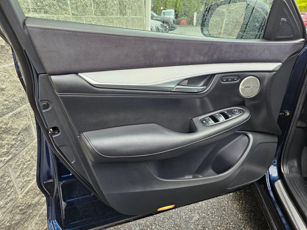 Used 2019 INFINITI QX50 Essential w/ Sensory Package AWD/4WD image 23