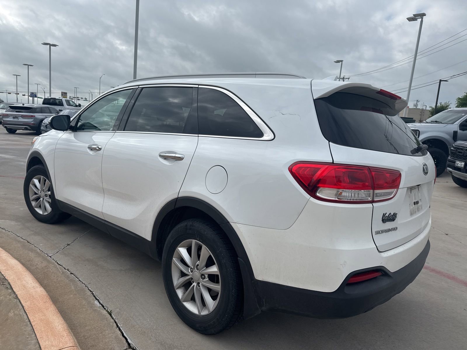 Used 2018 Kia Sorento LX FWD image 5