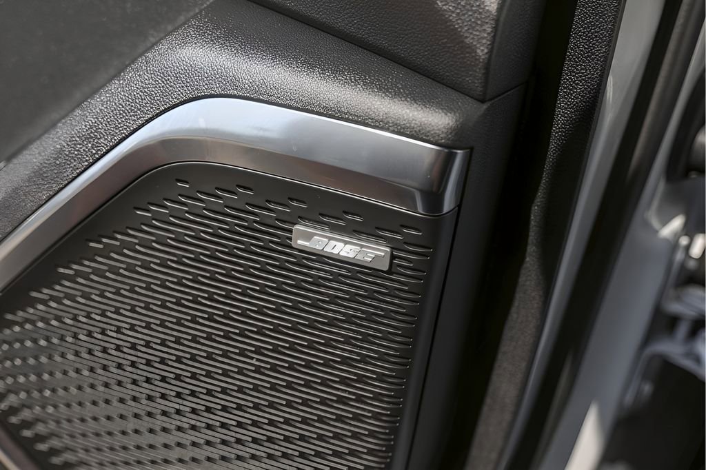 Certified 2025 GMC Acadia Elevation image 23