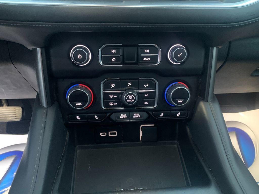 Used 2023 Chevrolet Tahoe Z71 w/ Luxury Package image 26