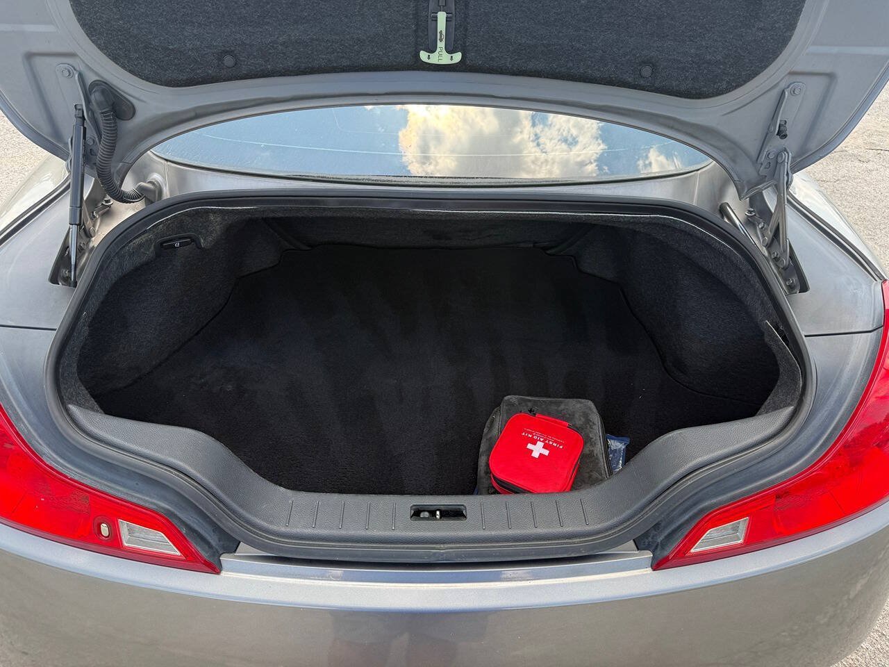 Used 2008 INFINITI G37 Sport w/ Premium Pkg RWD image 14