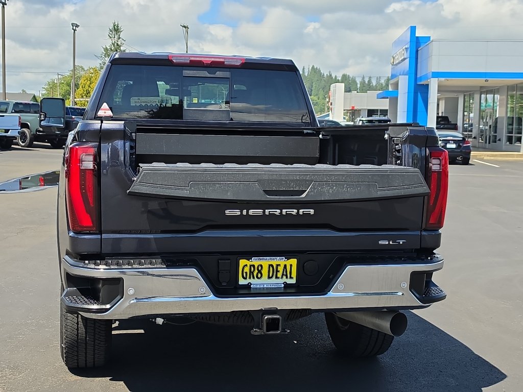 Certified 2024 GMC Sierra 3500 SLT w/ SLT Premium Package AWD/4WD image 9