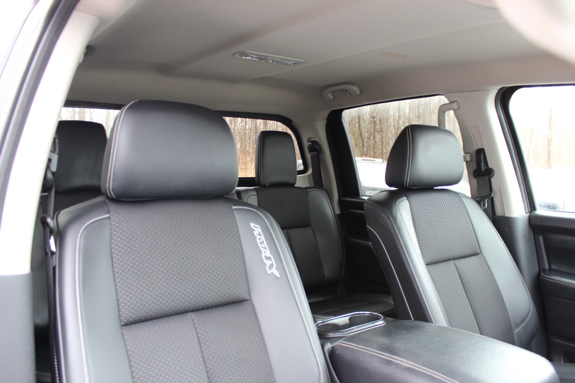 Used 2019 Nissan Titan PRO-4X w/ Pro-4x Utility Package image 40