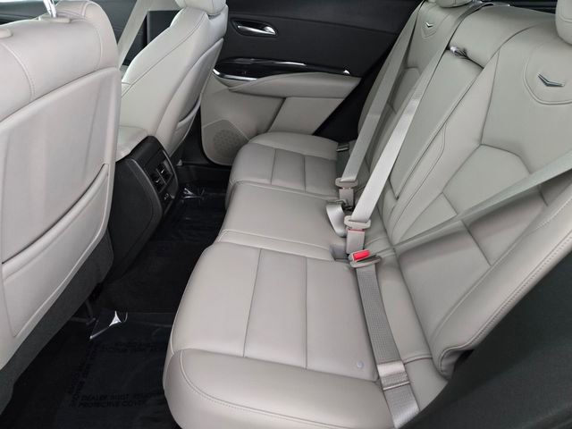 Used 2022 Cadillac XT4 Premium Luxury w/ Enhanced Visibility Package image 5