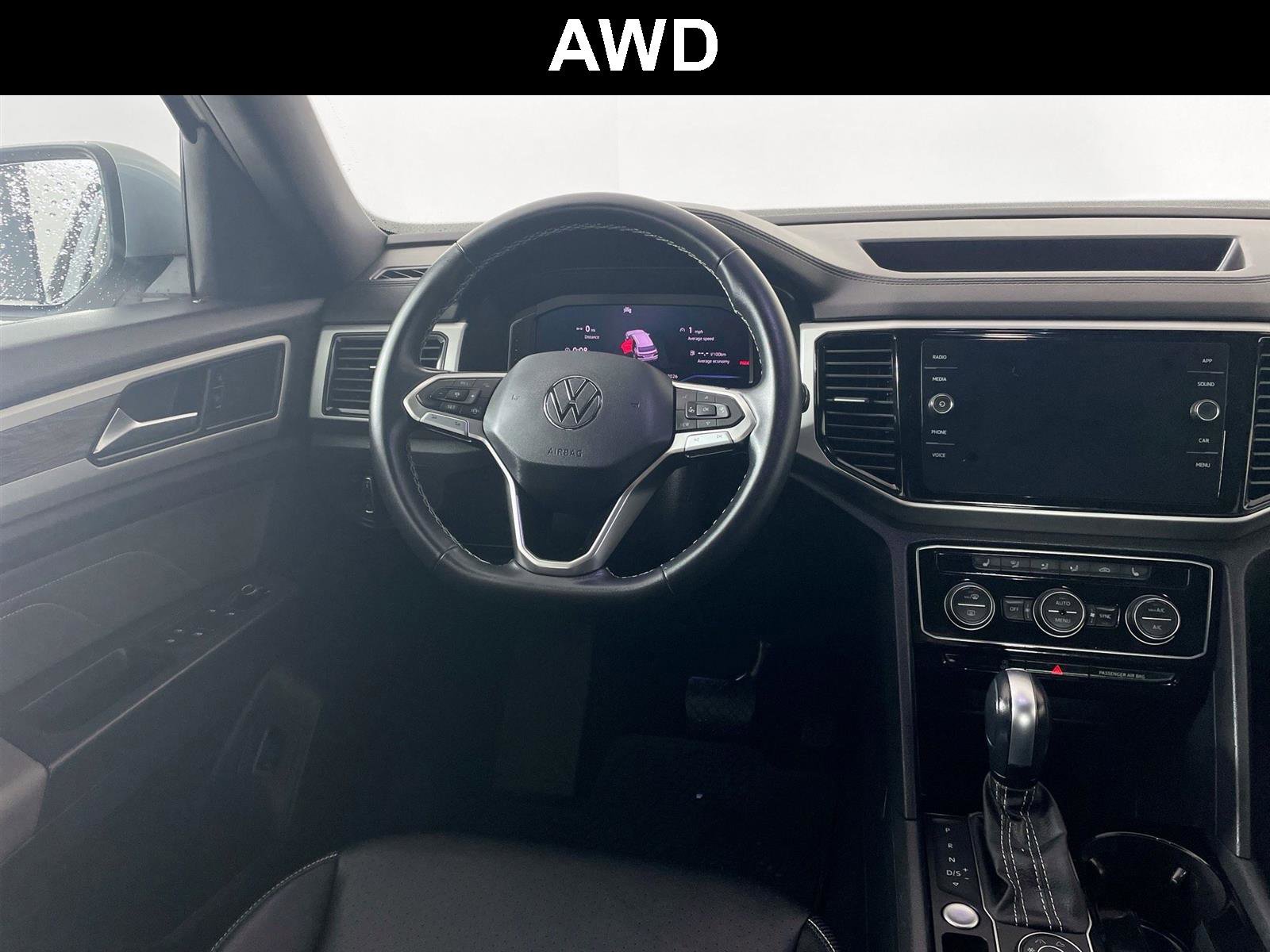 Used 2023 Volkswagen Atlas Cross Sport SE AWD/4WD image 2