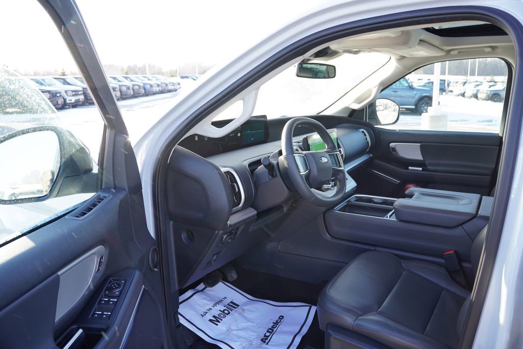 Certified 2025 Ford Expedition Max Active image 15