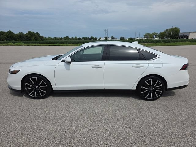 Used 2024 Honda Accord Touring image 10