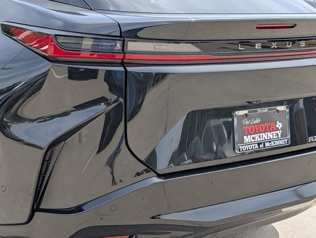 Used 2024 Lexus RZ 300e Premium image 9