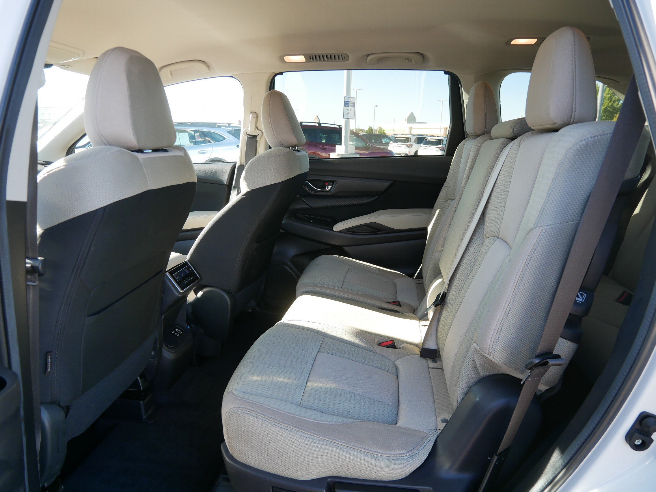 Used 2024 Subaru Ascent Premium w/ Convenience Package AWD/4WD image 23