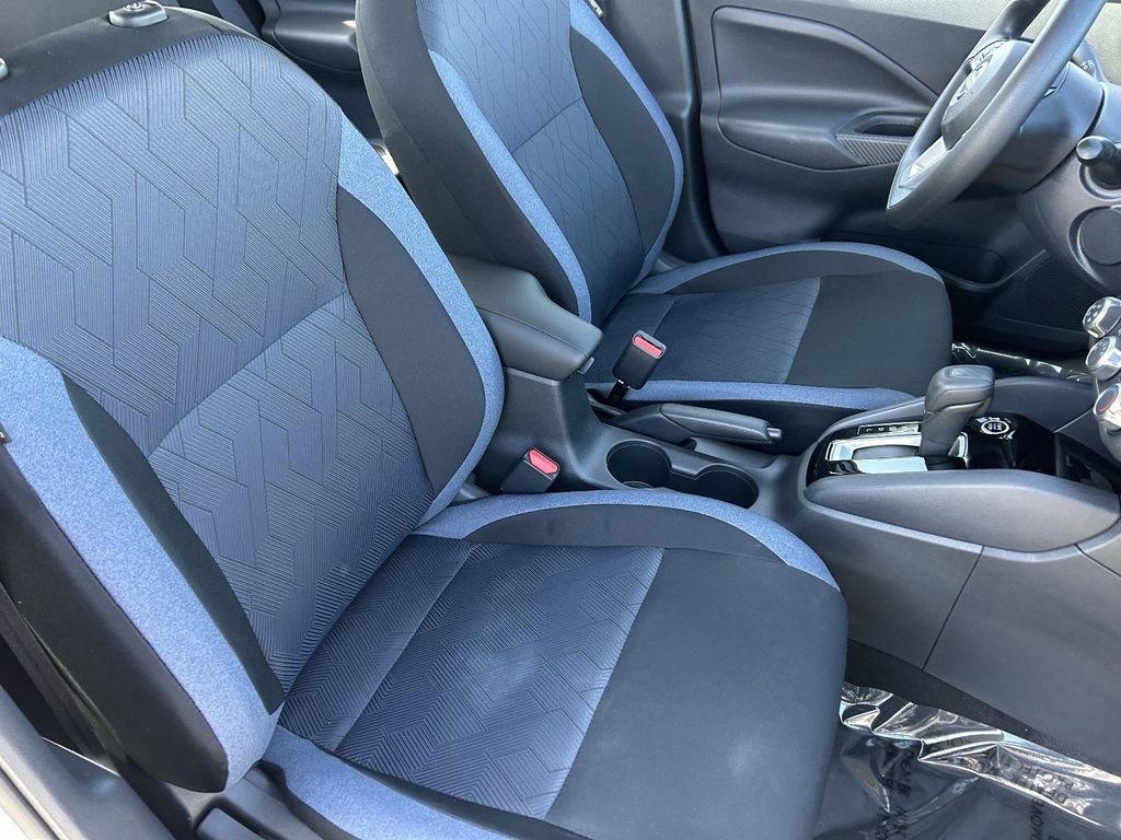 New 2025 Nissan Versa SV w/ Trunk Package image 10